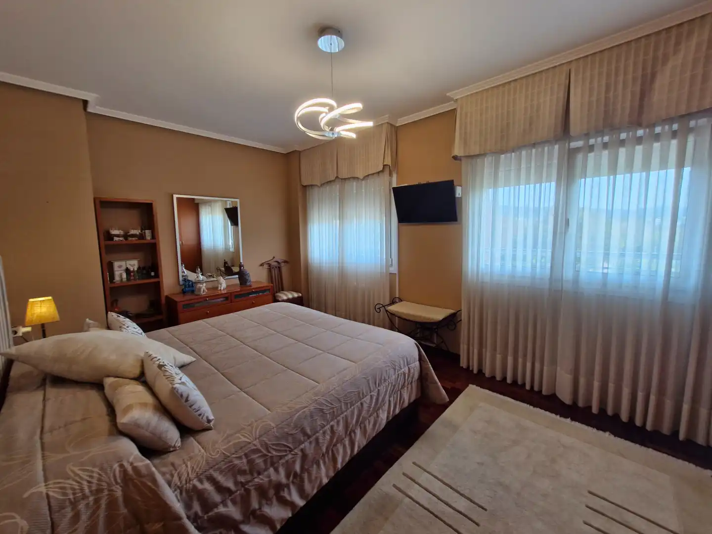 Habitación de Piso de alquiler en Derio con Calefacción, Parquet y Amueblado