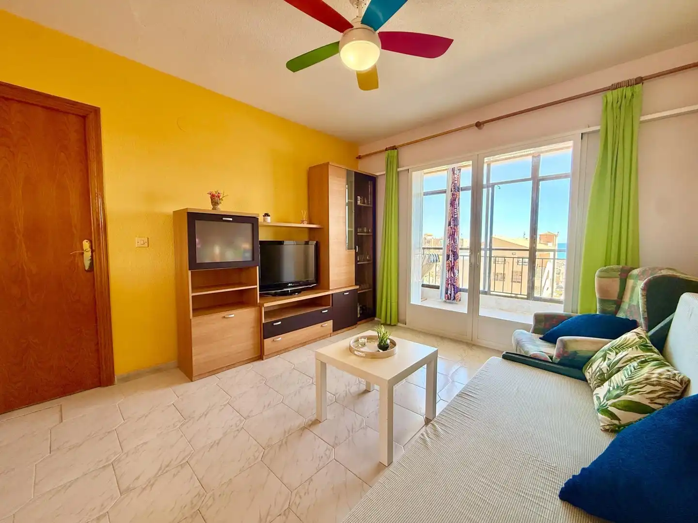 Sala de estar de Ático en venta en Torrevieja