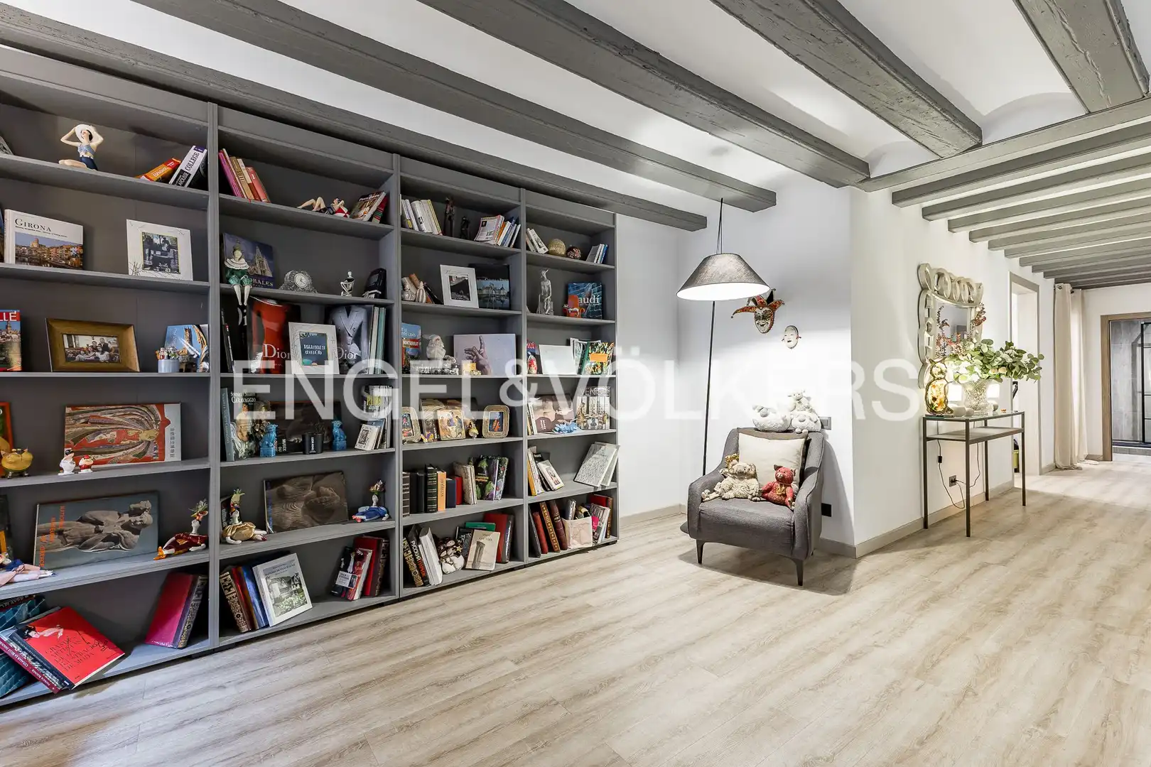 Sala de estar de Piso en venta en Barcelona con Aire acondicionado, Calefacción y Amueblado