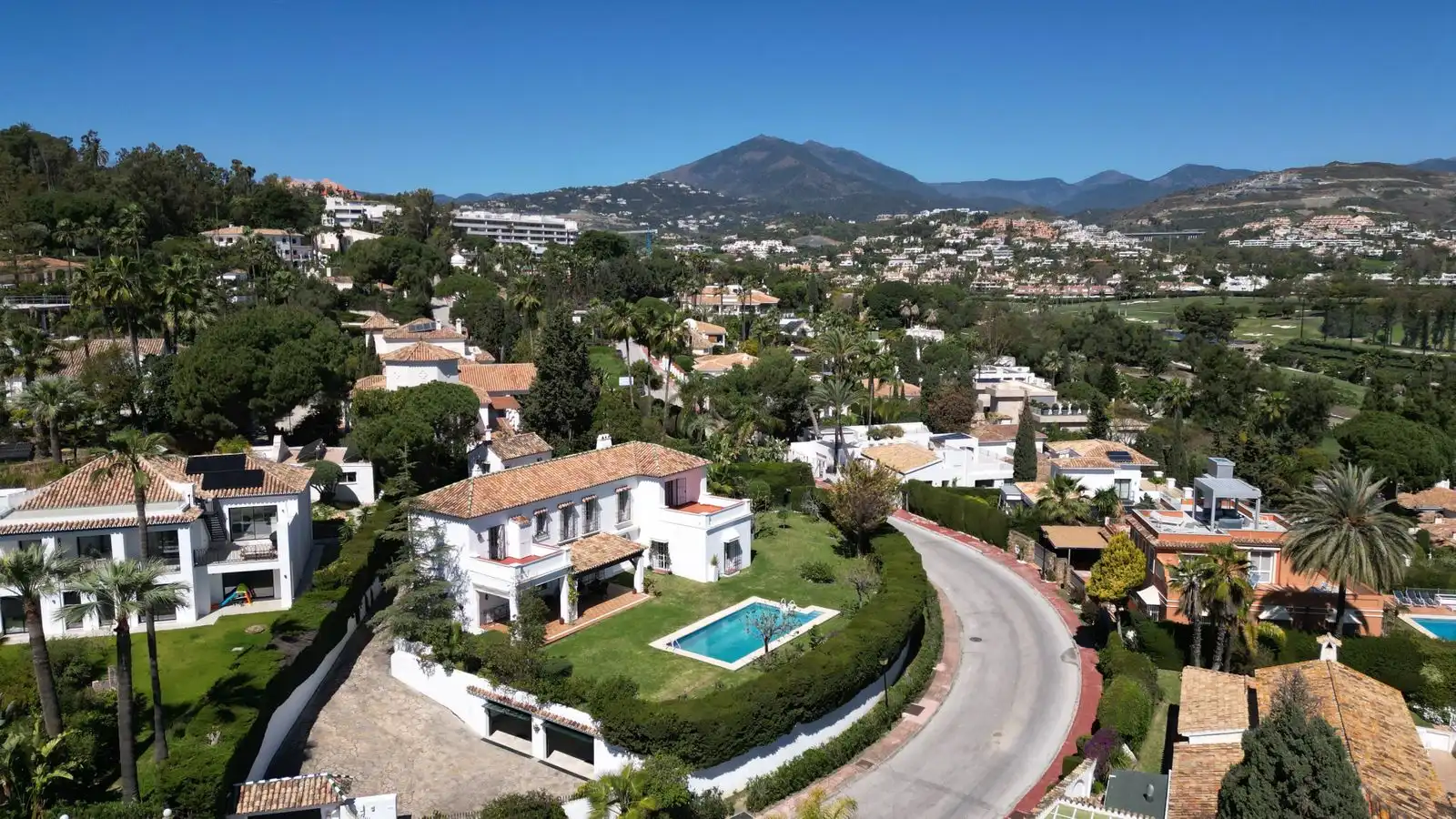 Chalet con piscina en venta en Calle Londres S/N, imagen 42