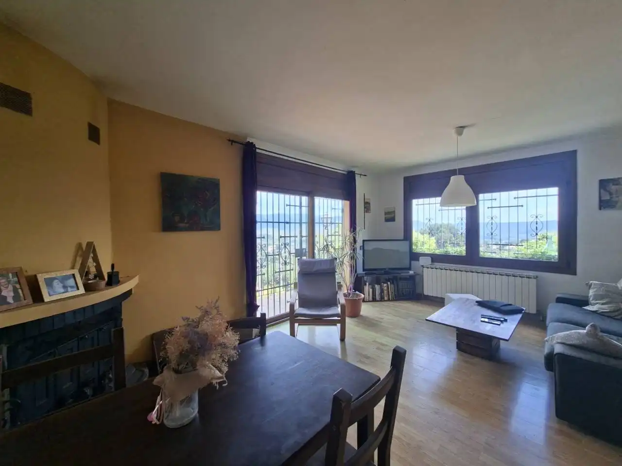 Sala de estar de Piso en venta en Sant Llorenç Savall con Jardín privado, Terraza y Trastero