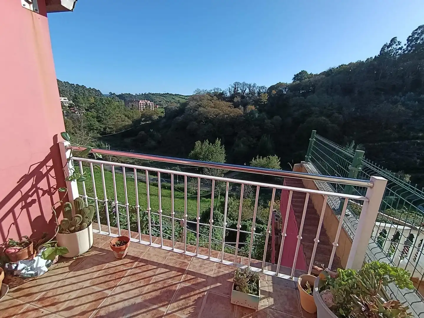 Terrassa de Casa o xalet en venda en Avilés amb Calefacció, Terrassa i Traster