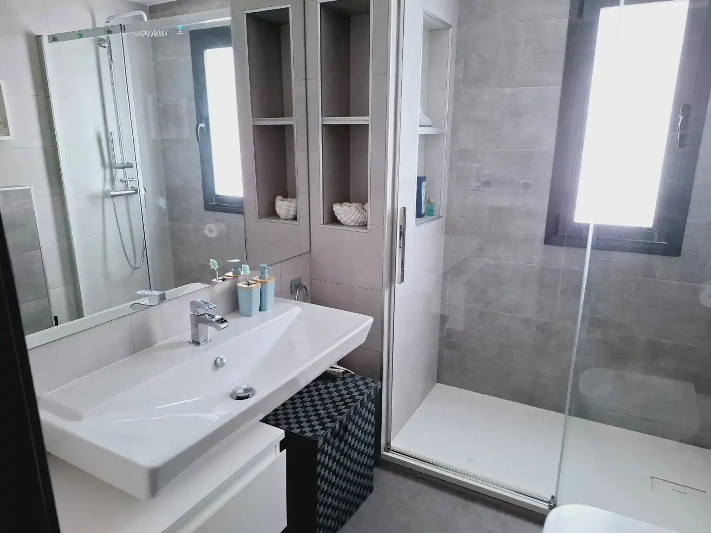 Bathroom of Houses for rent in La Zubia  with Air Conditioner, Heating and Private garden