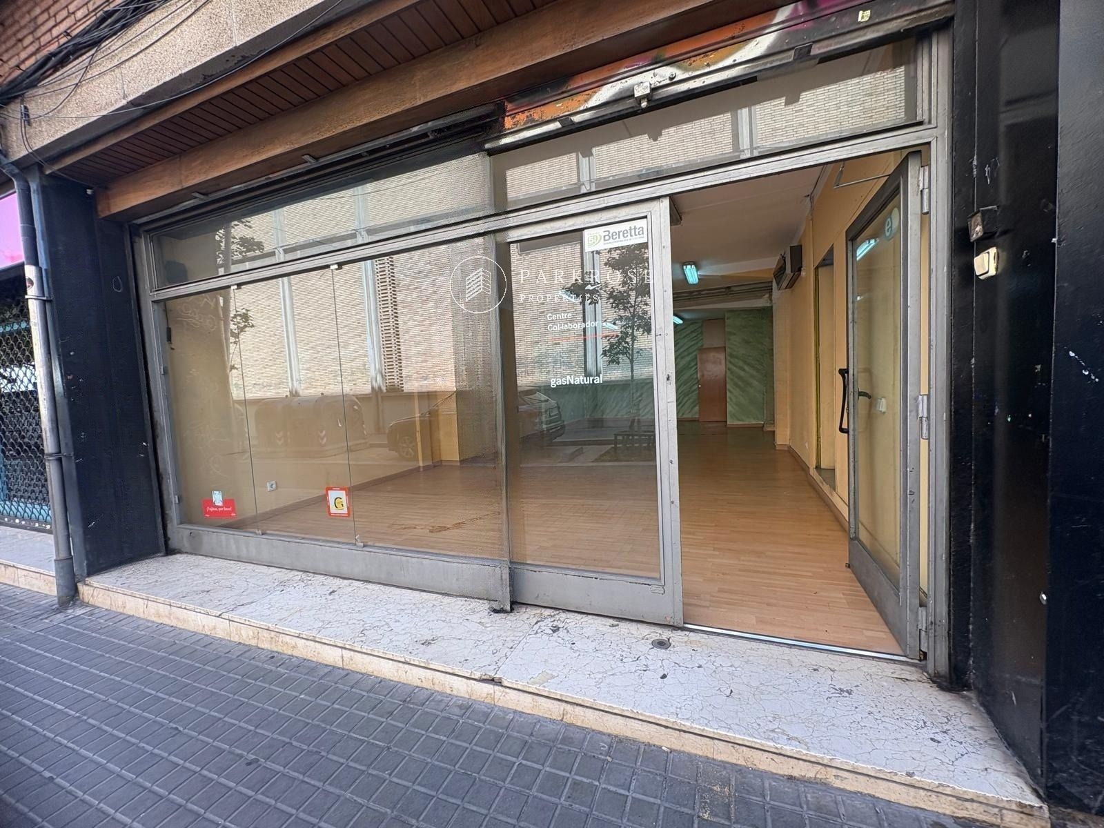 Premises for sale in  Barcelona Capital  with Air Conditioner