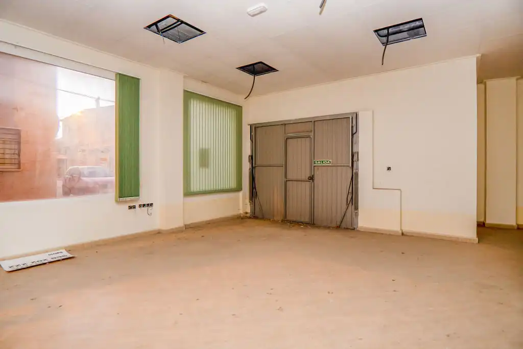 Local en venta en Murcia