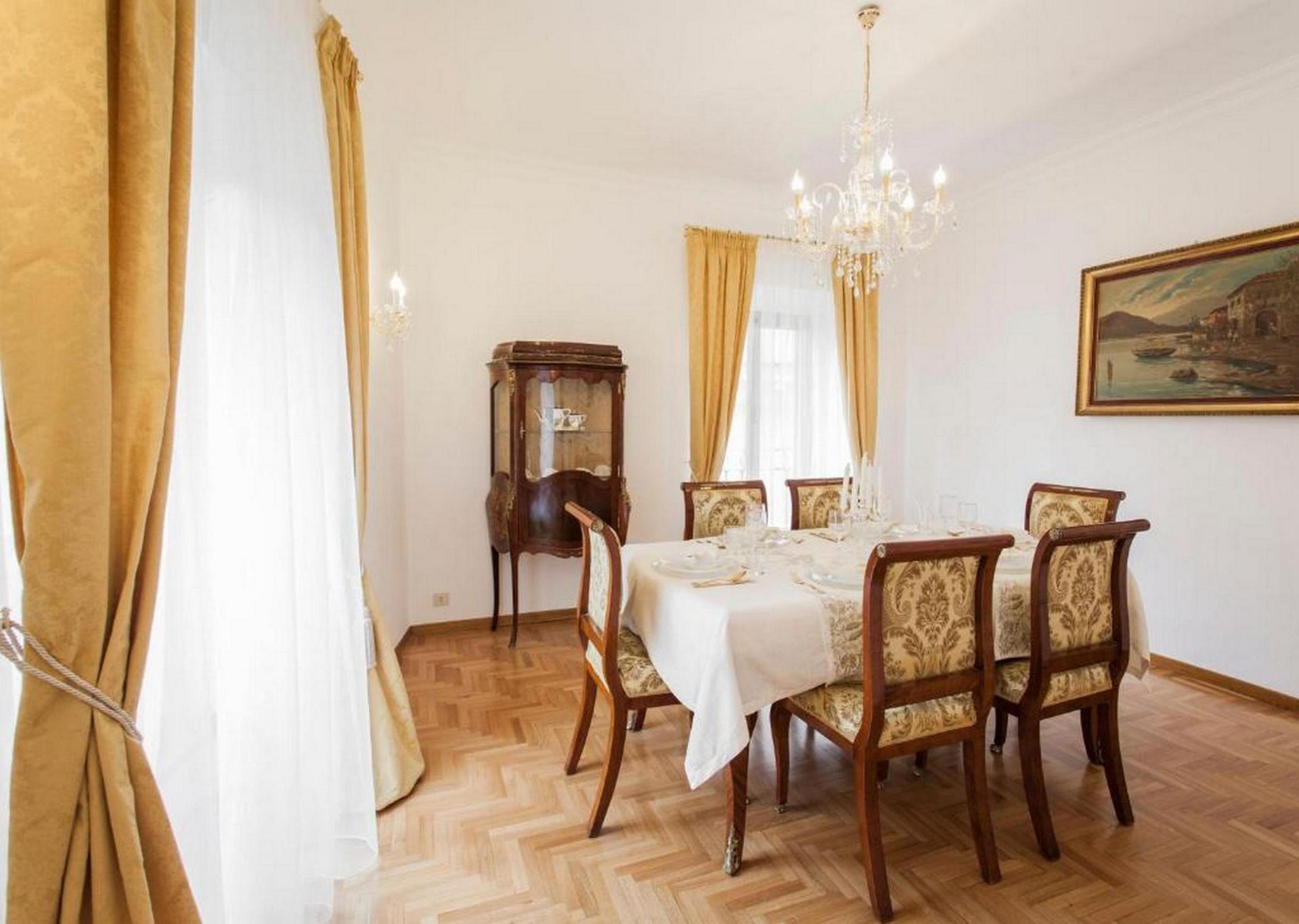 Dining room of Apartment for rent in  Madrid Capital  with Air Conditioner, Heating and Private garden