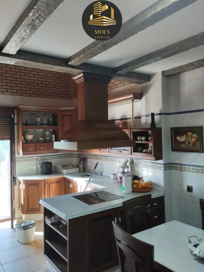 Kitchen of Houses for sale in Linares  with Air Conditioner, Heating and Terrace