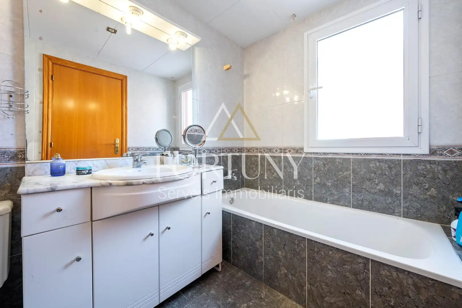 Baño de Casa adosada en venta en Reus con Aire acondicionado, Calefacción y Terraza