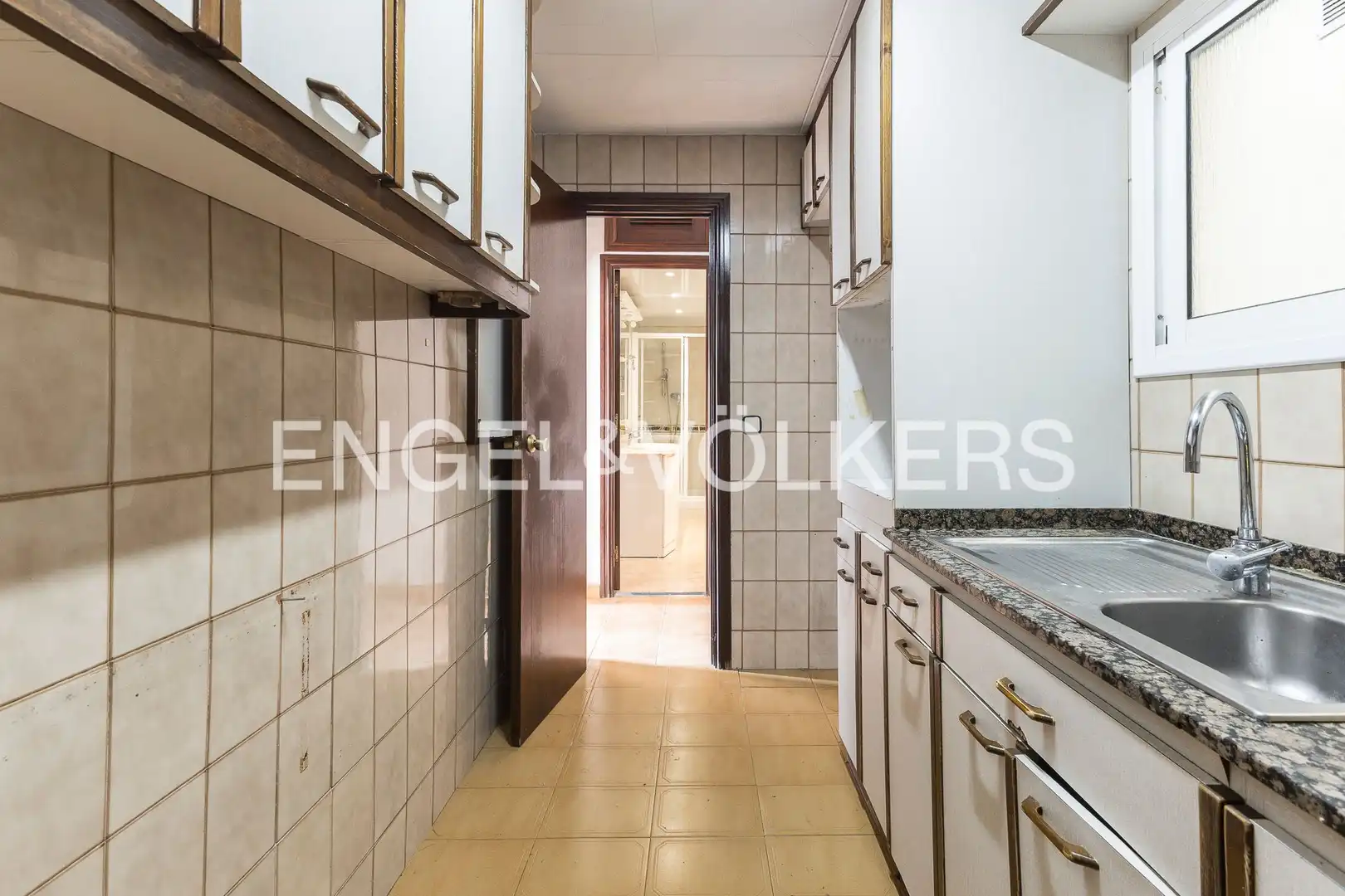 Cocina de Piso en venta en Barcelona con Calefacción