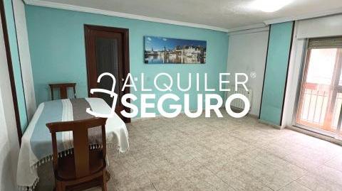 Photo 2 of Flat to rent in Huerta de Villaverde, Villaverde Alto, Madrid
