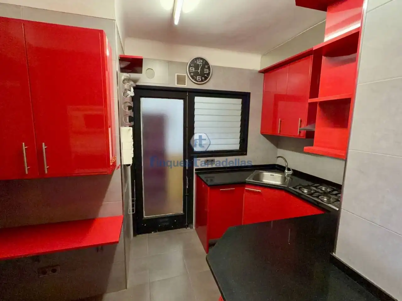 Küche von Wohnung zum Verkauf in Pineda de Mar mit Klimaanlage und Balkon
