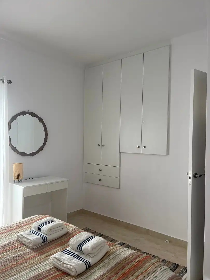 Dormitori de Casa o xalet en venda en Torrox amb Aire condicionat i Terrassa