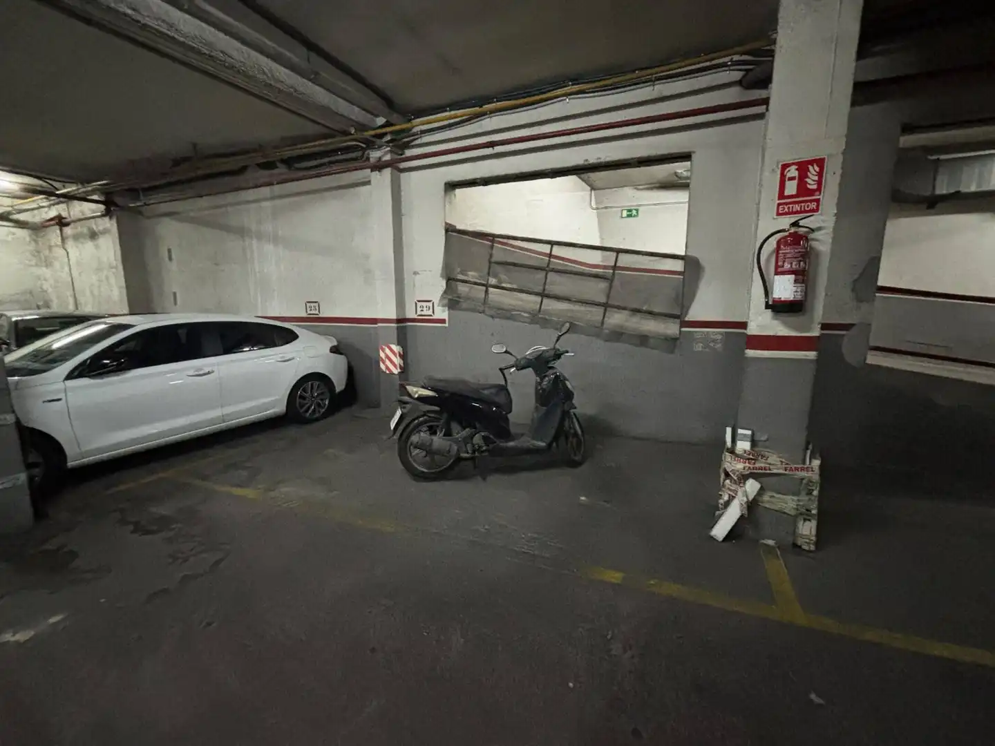 Doble con ascensor en venta en Carretera d'Esplugues