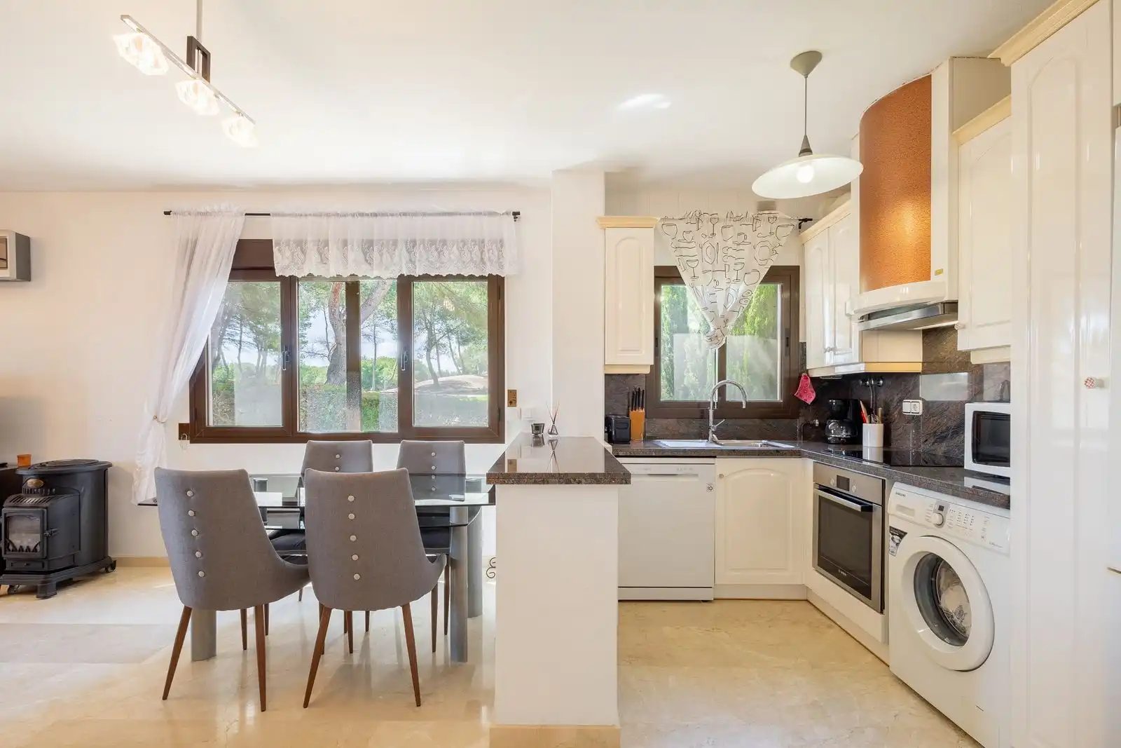 Cuina de Apartament en venda en Orihuela amb Terrassa