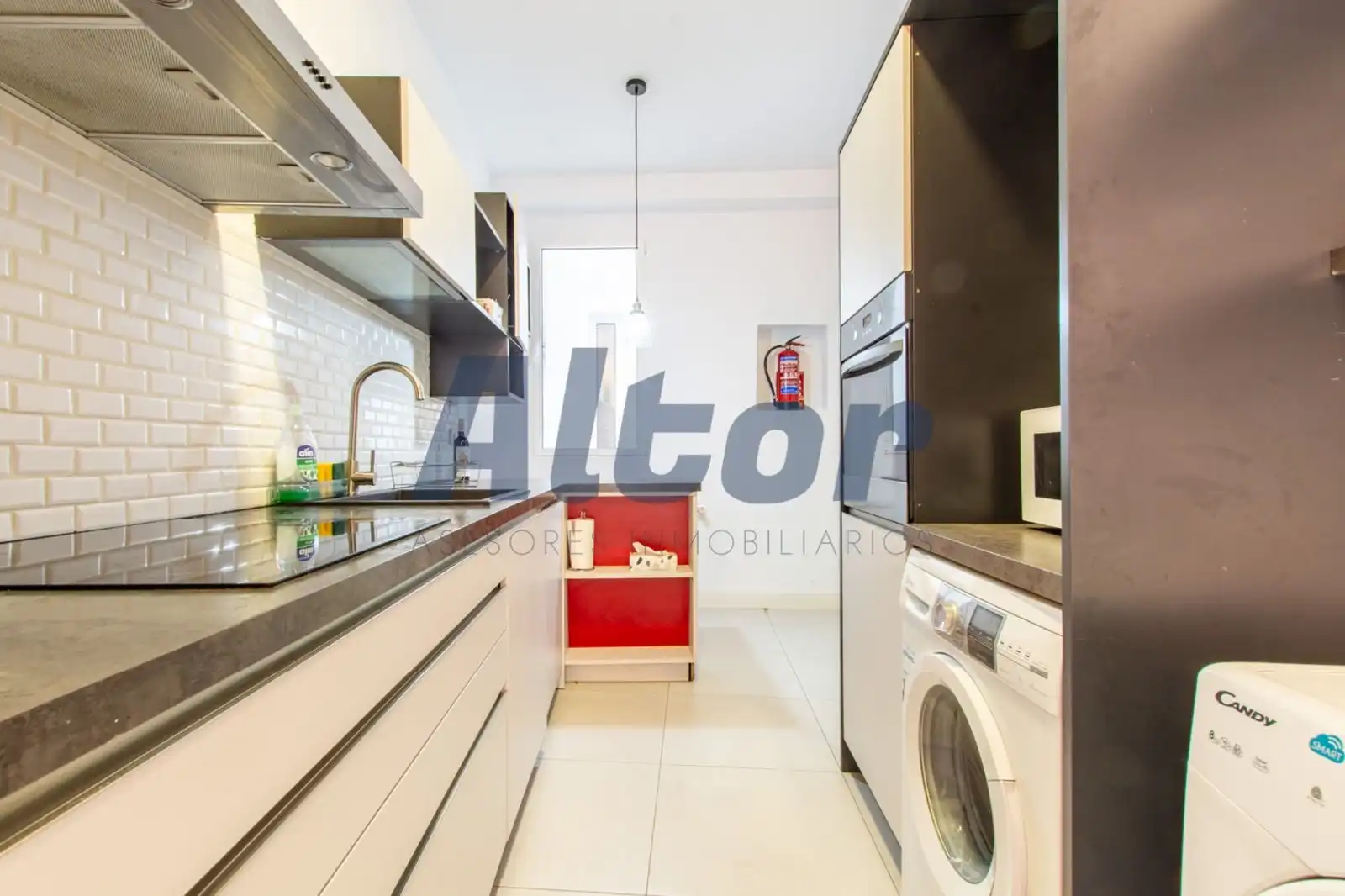 Wohnung zur Miete in DE LA MADERA, Universidad - Malasaña