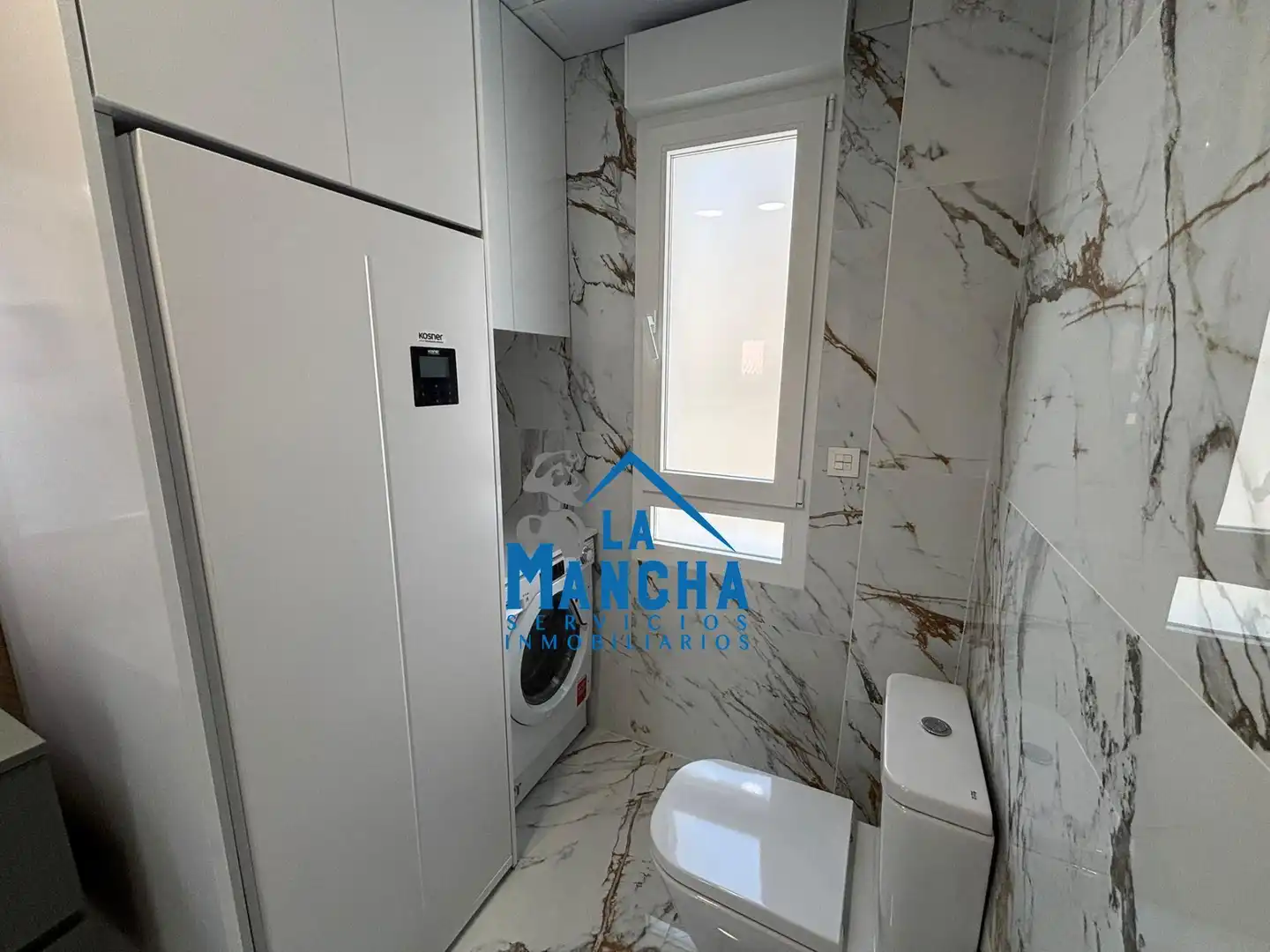 Baño de Piso en venta en Albacete con Calefacción, Amueblado y Balcón