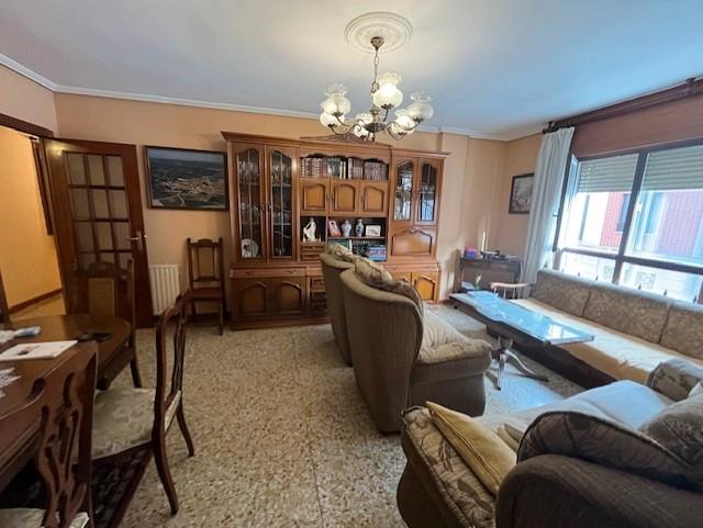 Foto 1 de Piso en venta en Calle Villanueva, 35, Delicias, Valladolid