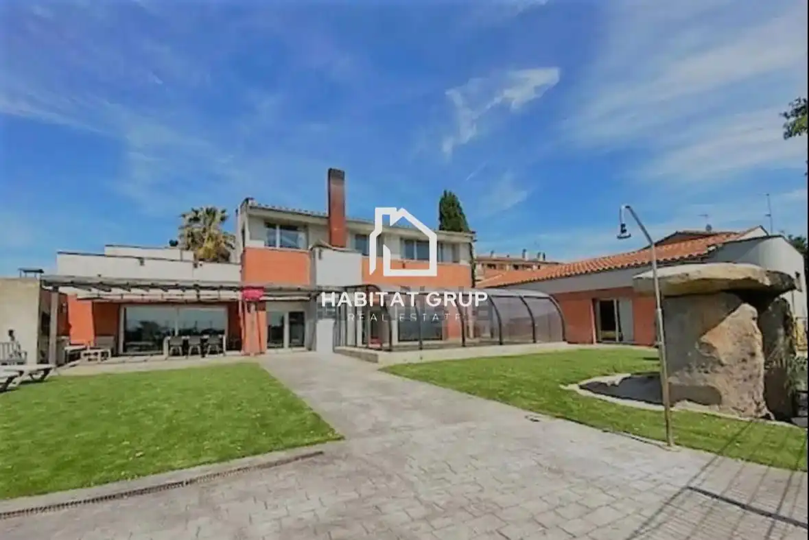 Casa con piscina en venta en Cassà de la Selva, imagen 2