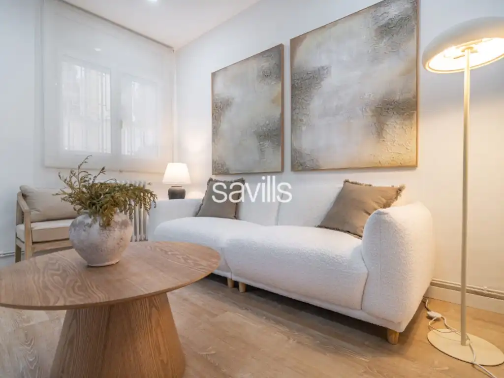 Living room of Apartments for sale in Barcelona