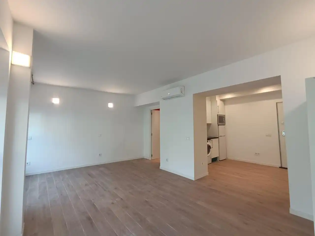 Living room of Study for sale in Madrid  with Air Conditioner and Heating