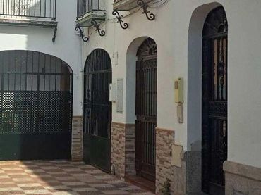 Casa en venda a Calle MAESTRO GIRON RODRIGUEZ 2