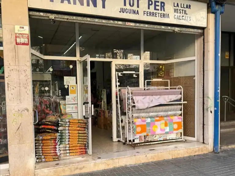 Fabrikhallen zum Verkauf in RAMON BERENGUER III, -1, Cerdanyola Sud