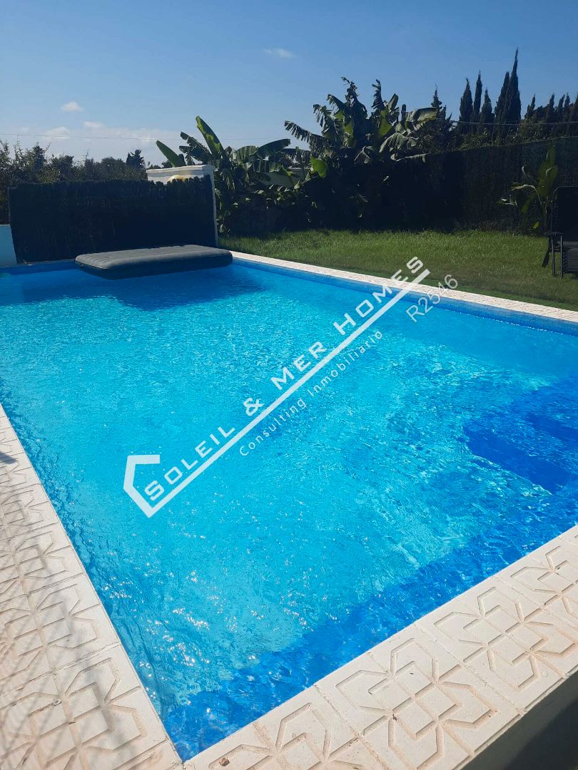 Swimming pool of Country house for sale in El Puerto de Santa María  with Air Conditioner, Heating and Private garden