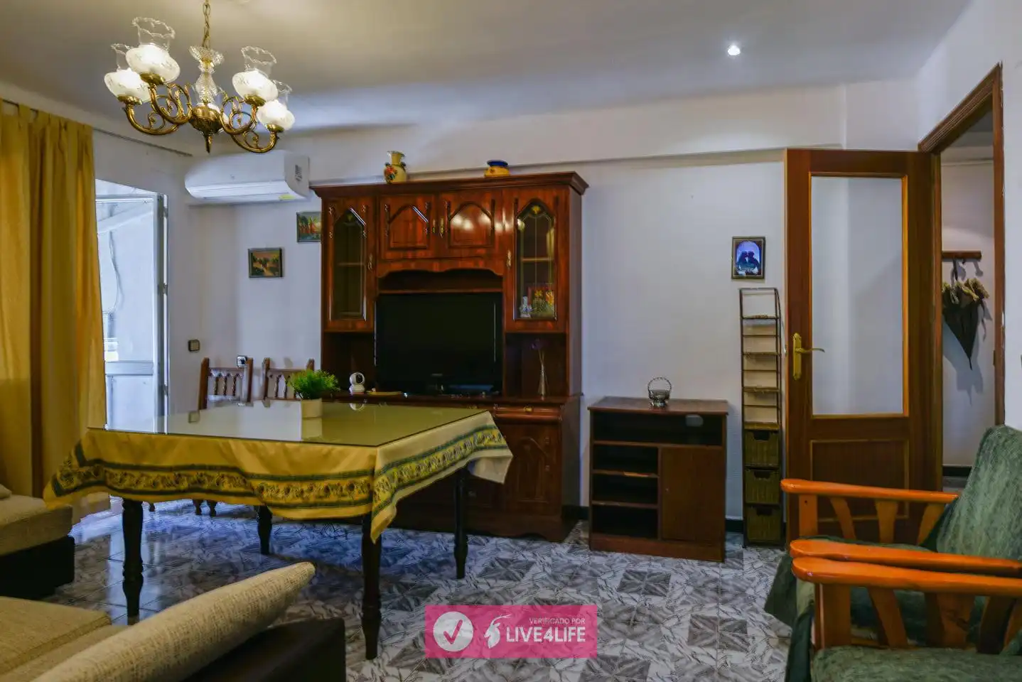 Flat with lift to rent in Calle Fausto, imagen 3