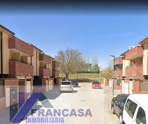 Casa en venda a Marchamalo