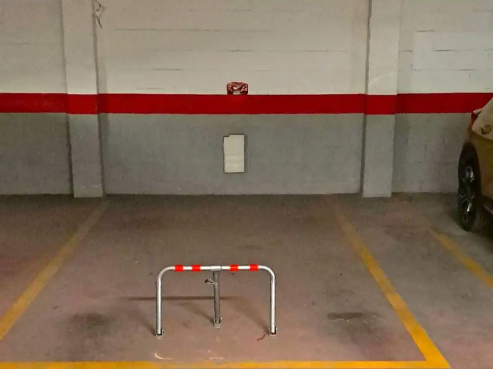 Parkplatz von Garage zur Miete in Fuengirola
