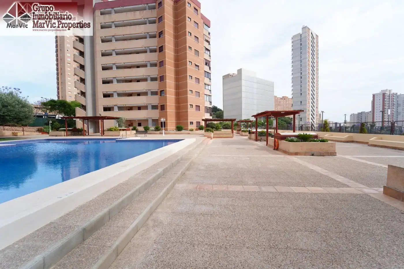 Pis en venda a Calle ACTOR LUIS PRENDES, Playa Poniente