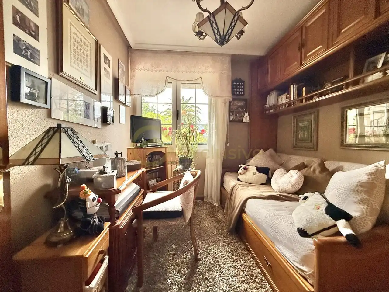 Habitación de Casa o chalet en venta en Castrillón con Calefacción, Jardín privado y Parquet