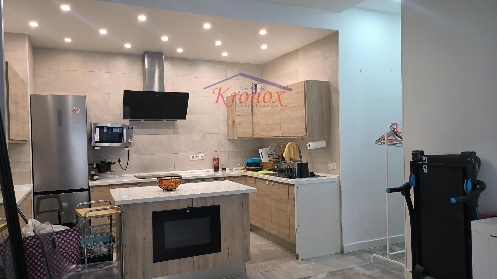 Kitchen of Flat for sale in  Madrid Capital  with Air Conditioner, Heating and Furnished