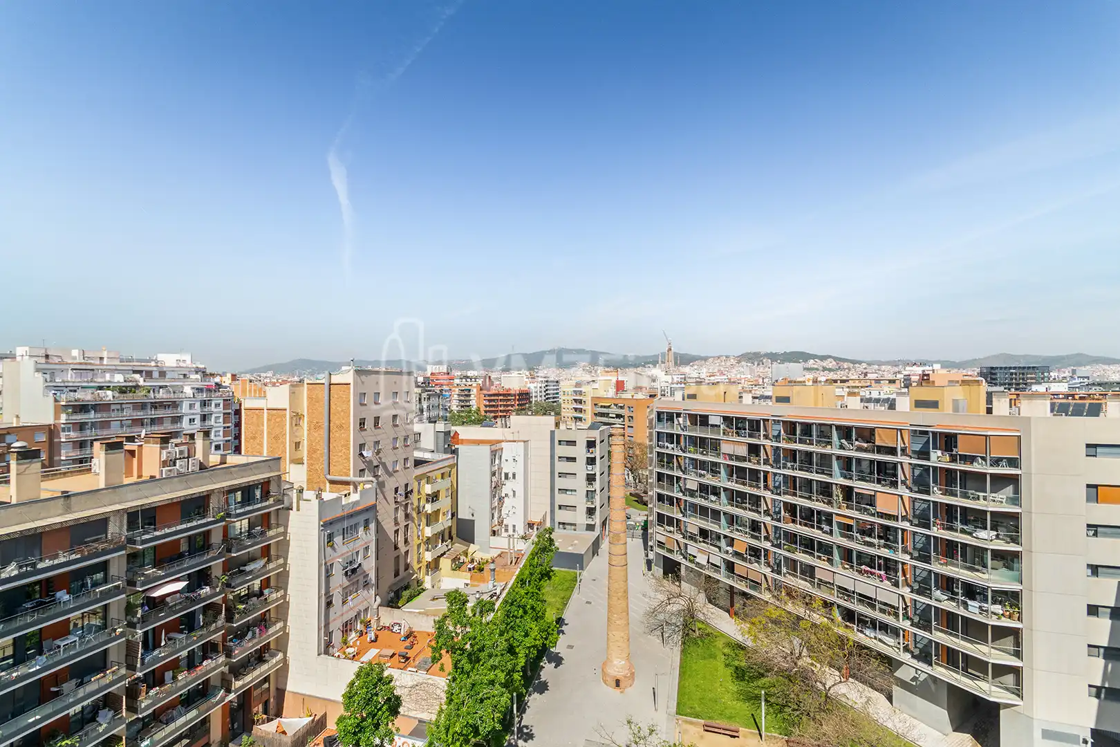 Vista exterior de Local de alquiler en Barcelona con Aire acondicionado, Calefacción y Terraza