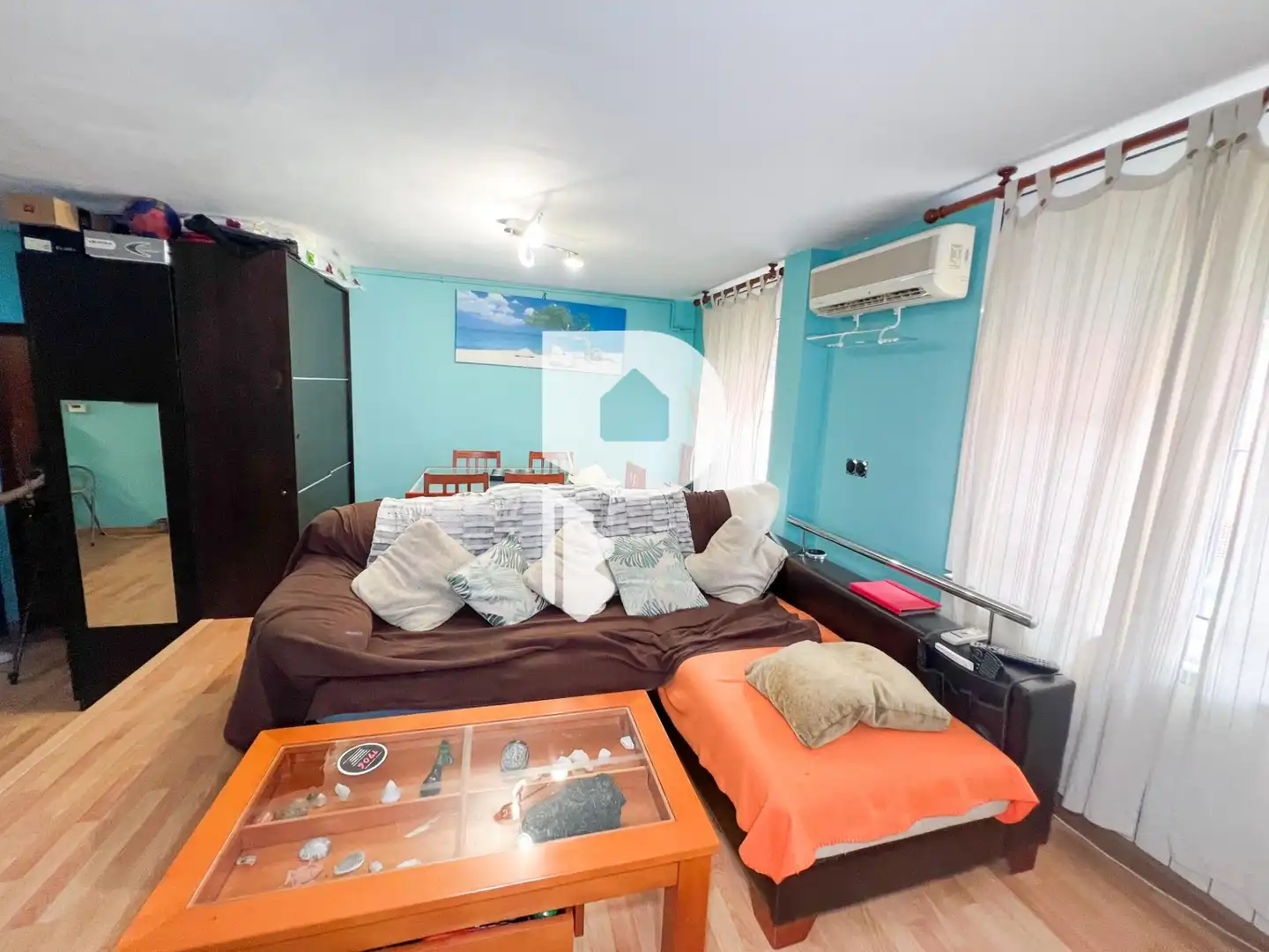 Sala de estar de Planta baja en venta en Vallirana con Aire acondicionado, Calefacción y Parquet