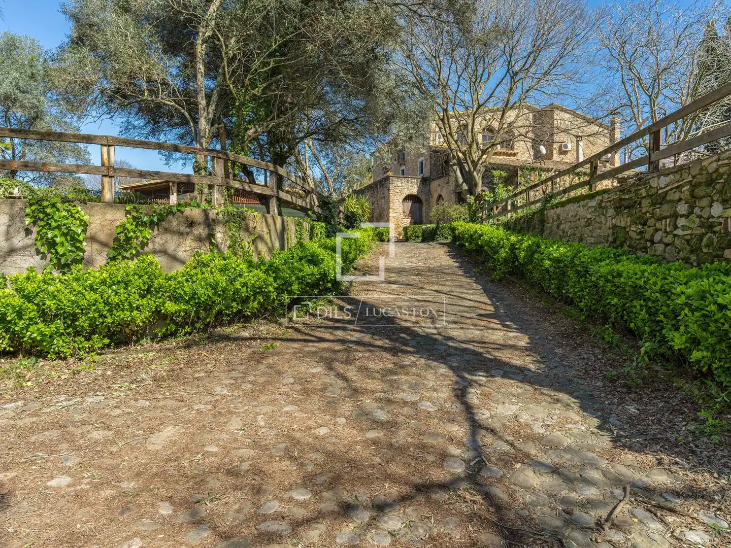 Vista exterior de Finca rústica en venta en Fontcoberta con Calefacción, Jardín privado y Terraza