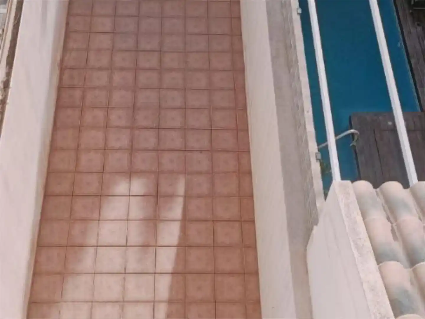 Terrassa de Casa adosada en venda en Roquetas de Mar amb Aire condicionat, Piscina i Balcó