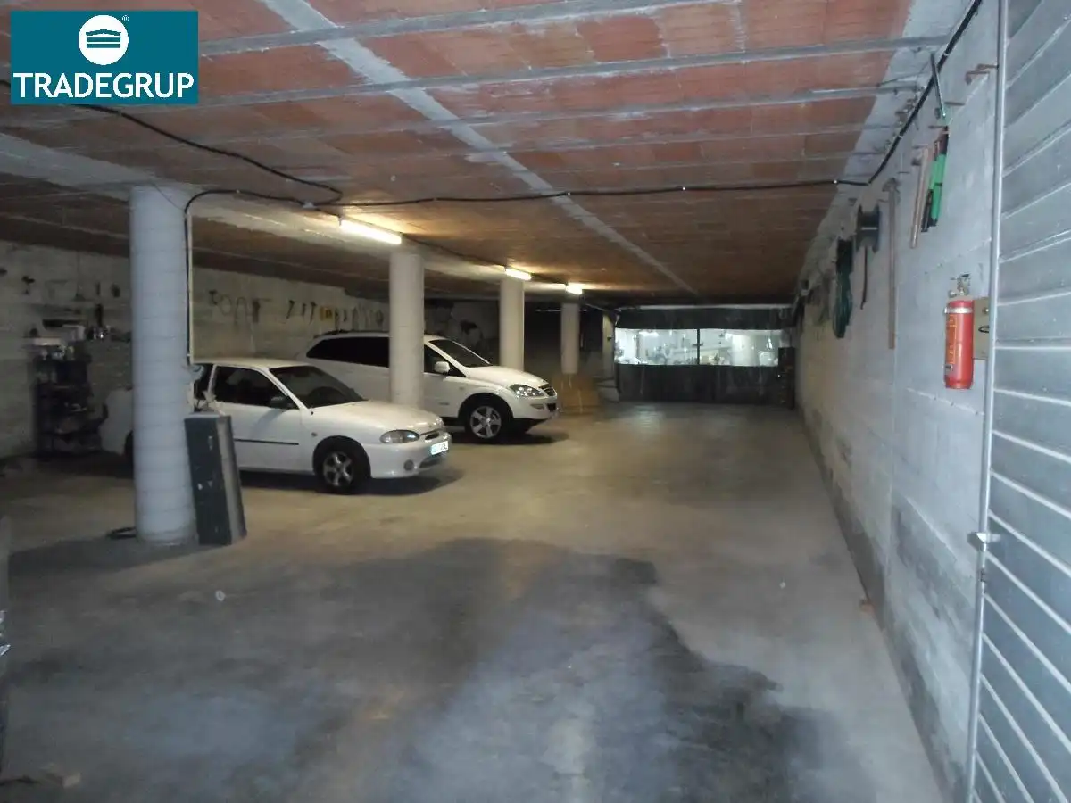 Parking de Casa adosada en venta en Santa Margarida de Montbui con Calefacción, Terraza y Balcón