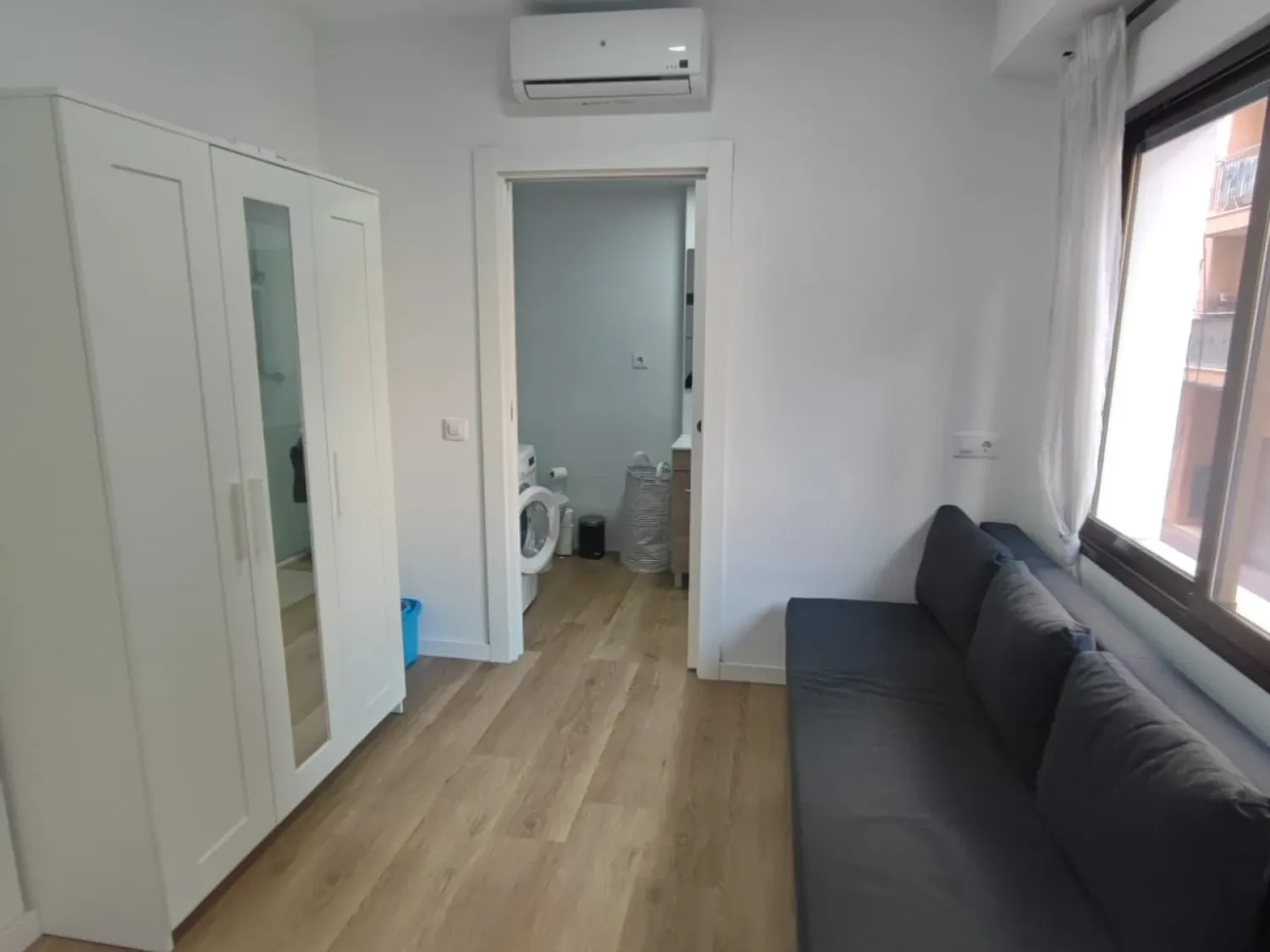 Habitación de Estudio de alquiler en  Murcia Capital con Amueblado