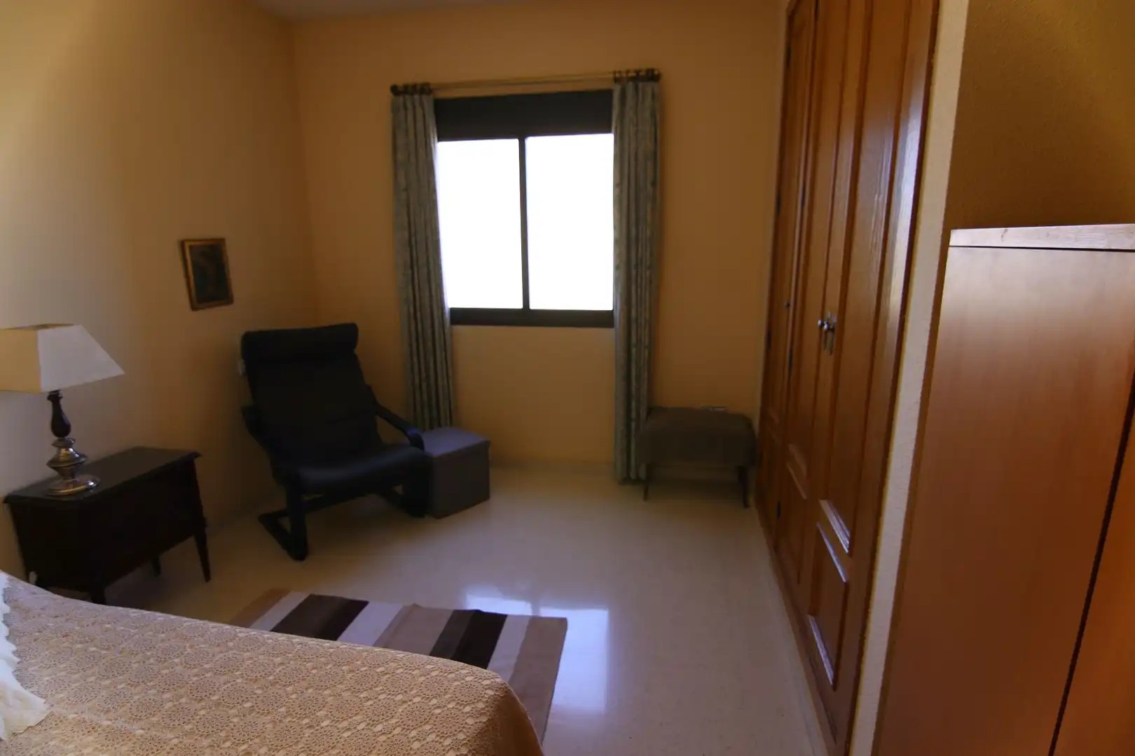 Habitación de Piso en venta en Benidorm con Aire acondicionado, Terraza y Amueblado