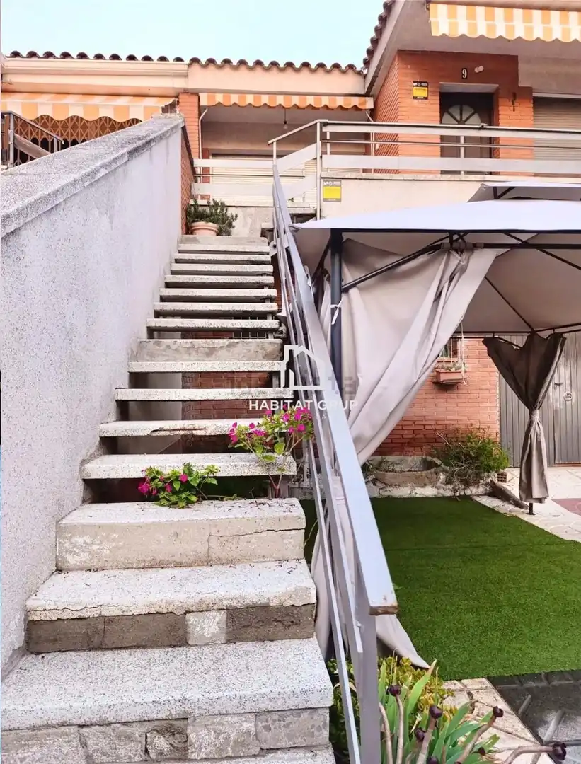 Terrassa de Casa o xalet en venda en Tarragona amb Aire condicionat, Calefacció i Jardí privat