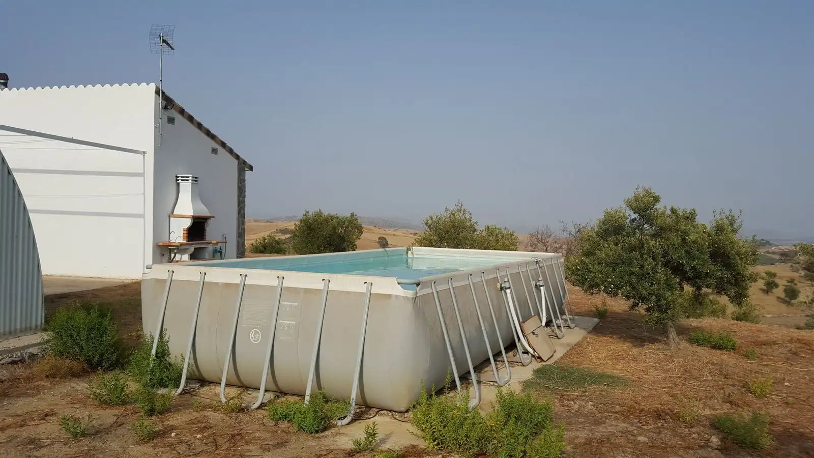 Piscina de Finca rústica en venta en Alozaina con Aire acondicionado, Calefacción y Jardín privado
