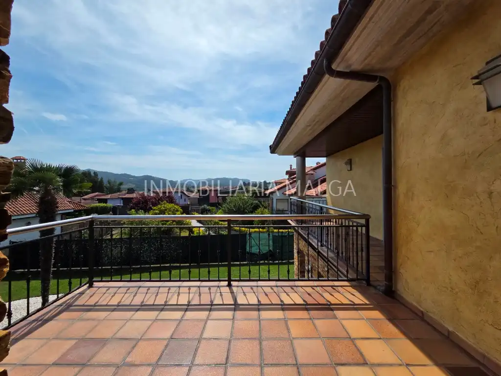 Terrace of Houses for sale in Colunga  with Heating, Private garden and Parquet flooring