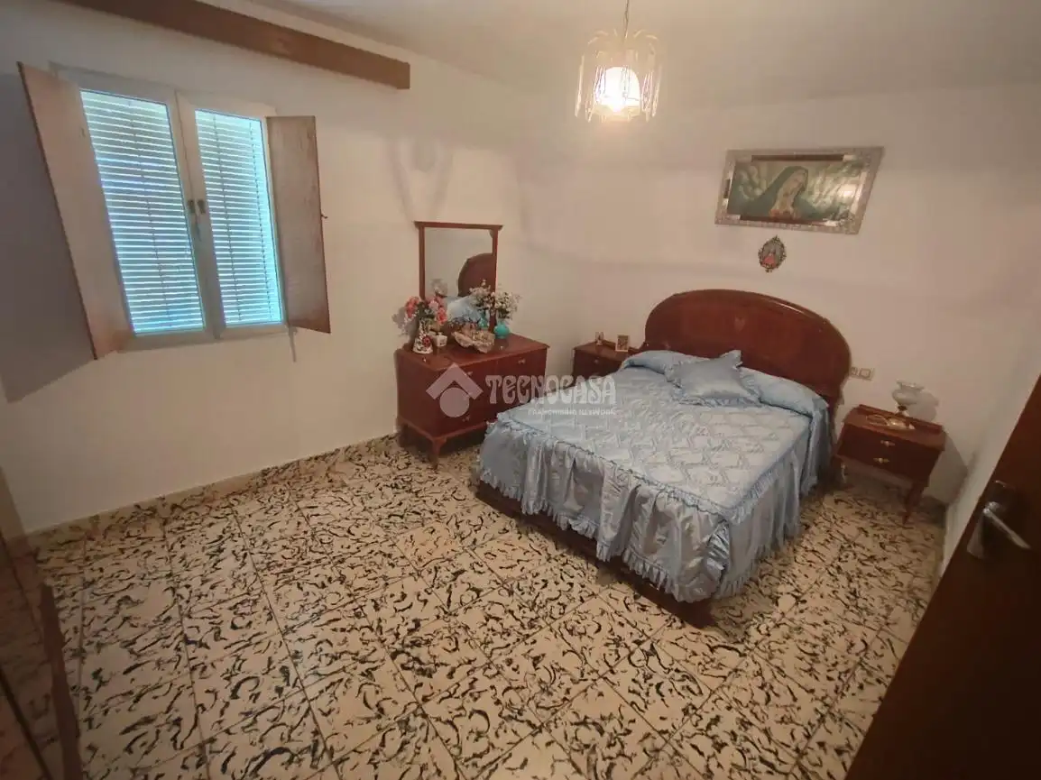 Dormitori de Casa adosada en venda en Jabalquinto