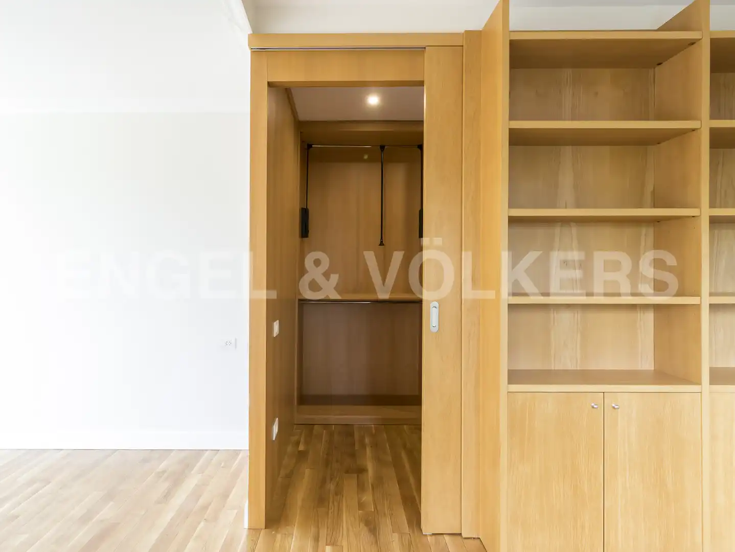 Bedroom of Houses for rent in Barcelona  with Air Conditioner, Heating and Private garden