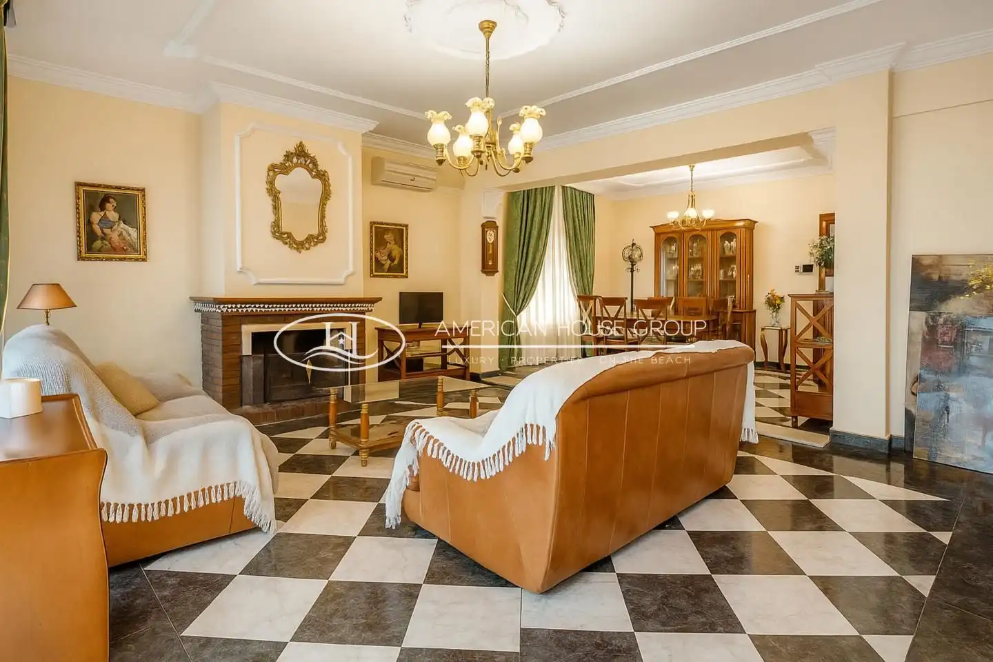 Sala d'estar de Casa o xalet en venda en Núcleo urbano