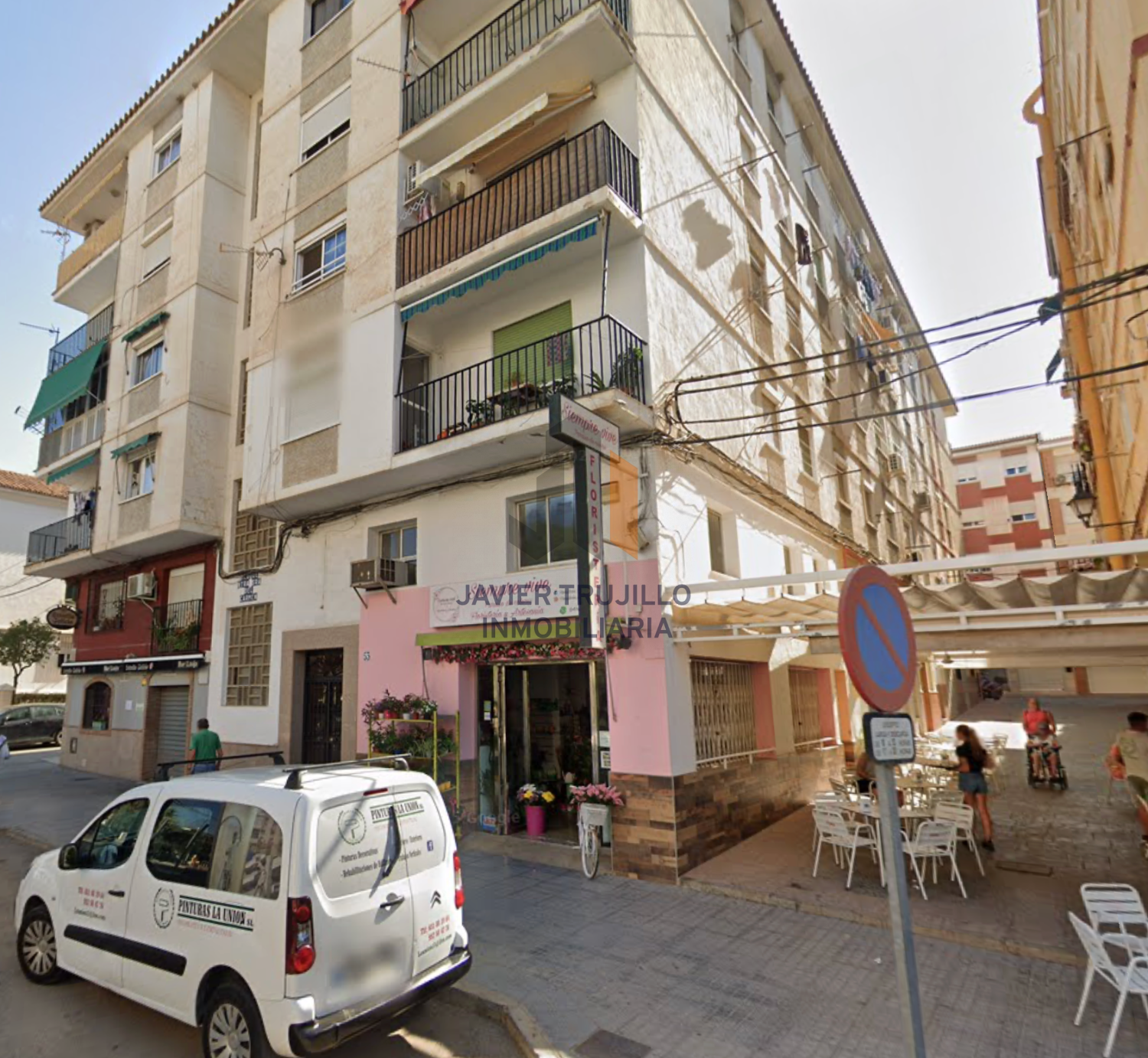 Vista exterior de Pis en venda en Vélez-Málaga amb Terrassa