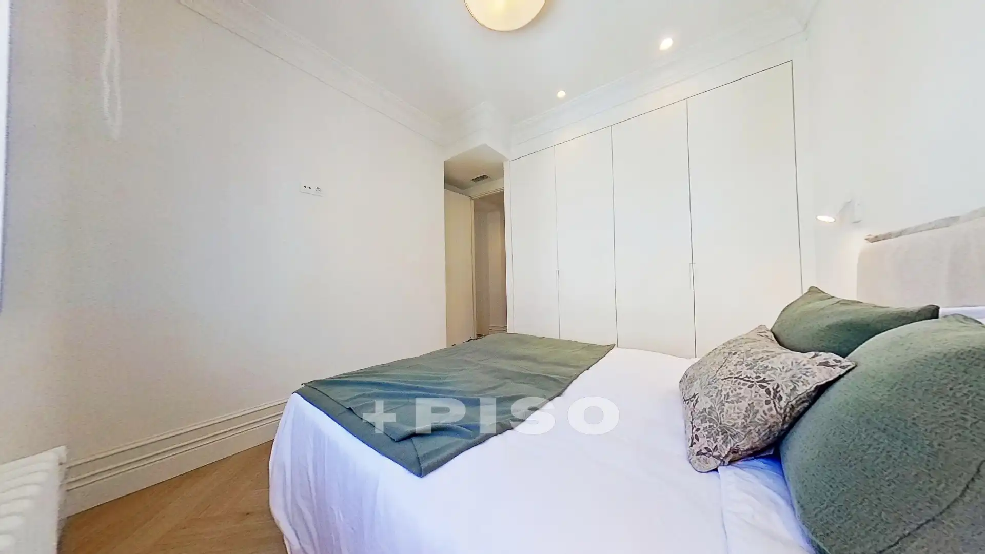 Habitación de Piso en venta en Madrid con Aire acondicionado, Amueblado y Lavadora