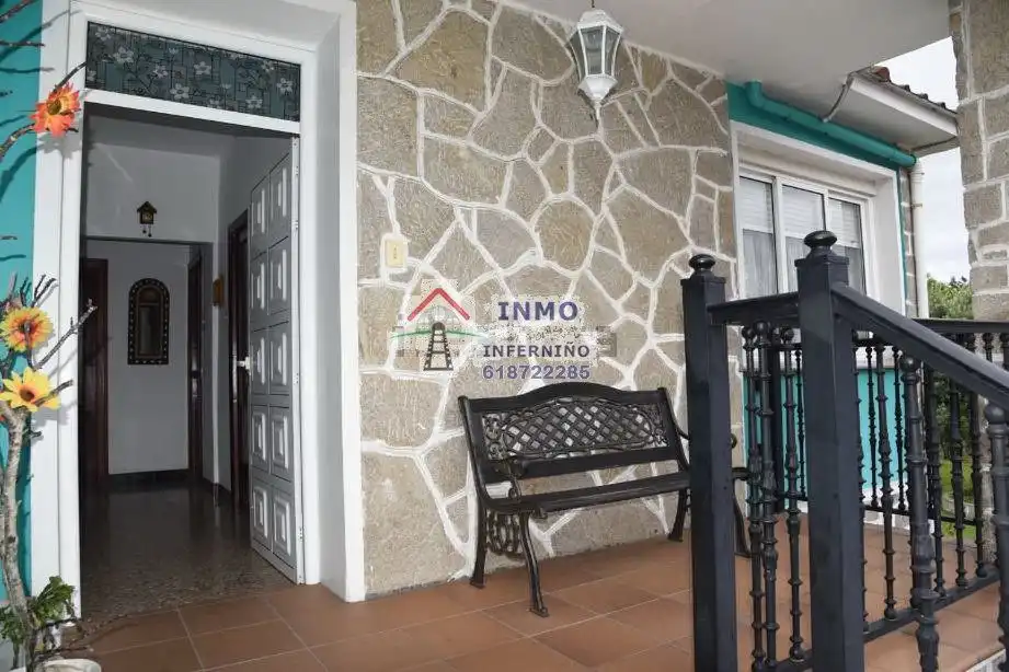 Casa o xalet en venda a A Malata - Catabois - Ciudad Jardín