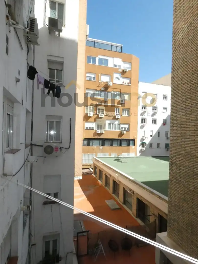 Exterior view of Apartments for rent in Madrid  with Air Conditioner, Heating and Furnished